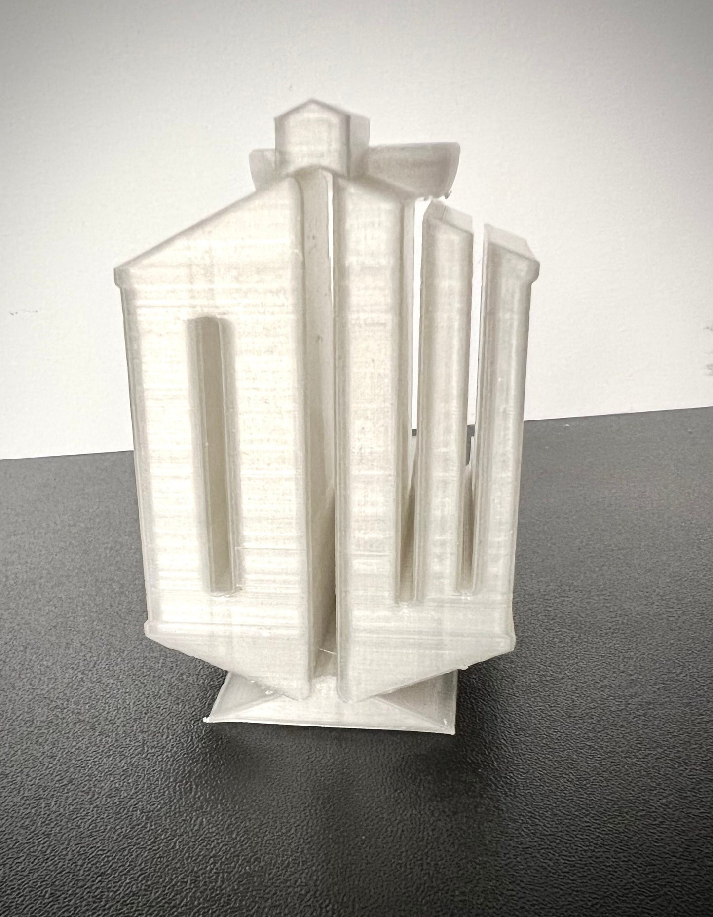 Doctor Who Logo Tardis Novelty Apple Watch Charging Stand 3D Printed