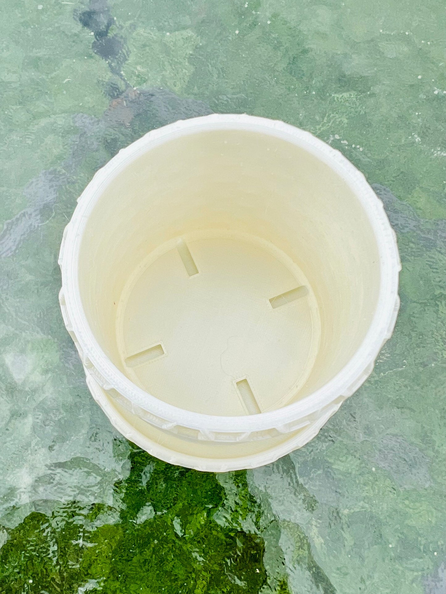 Hexagonal Design Honeycomb Pattern Planter with drip tray - 3D Printed, Farm Tested - Various Colors - Three Sizes
